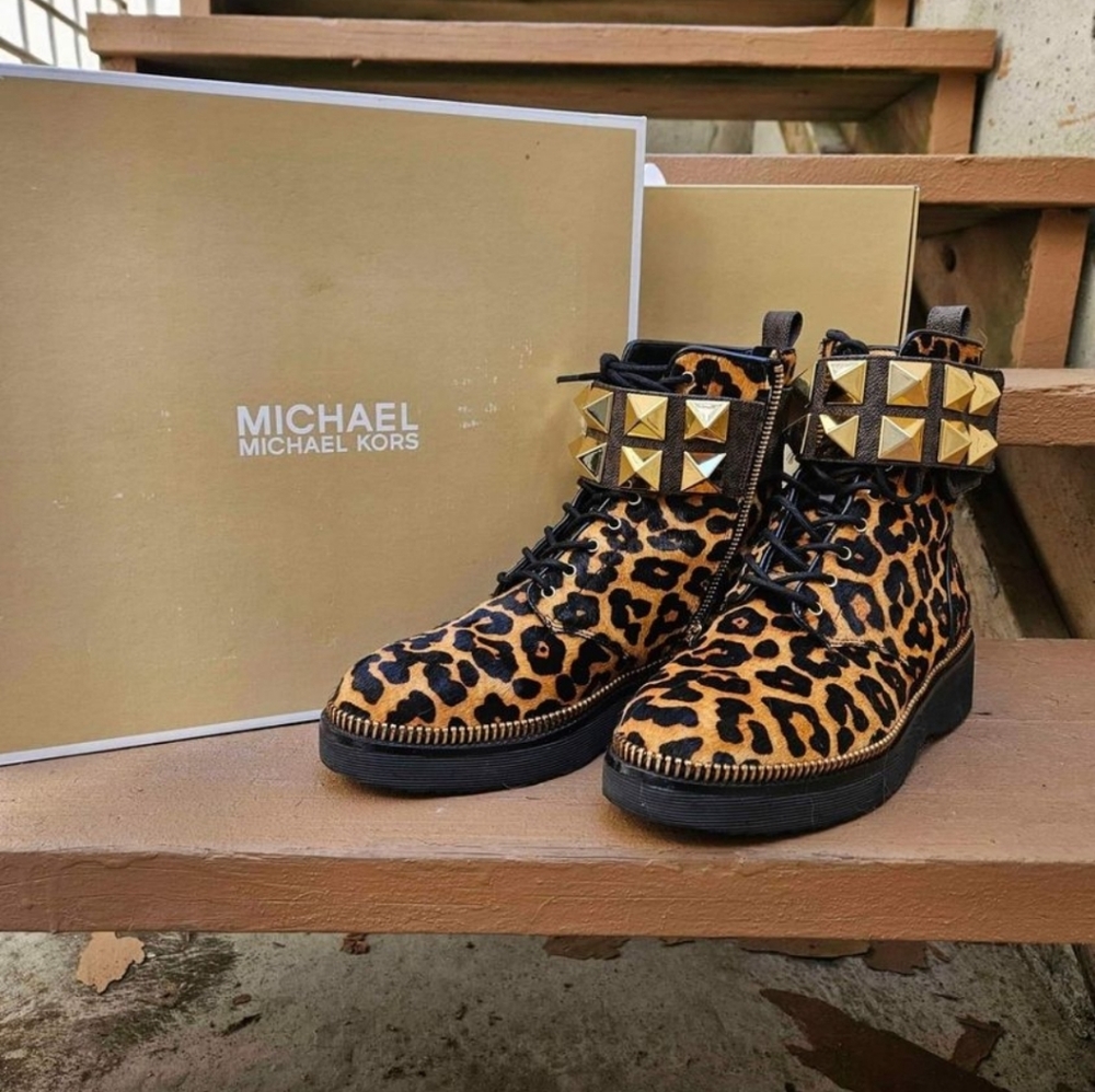 Michael Kors Lepoard Boots, Size 8